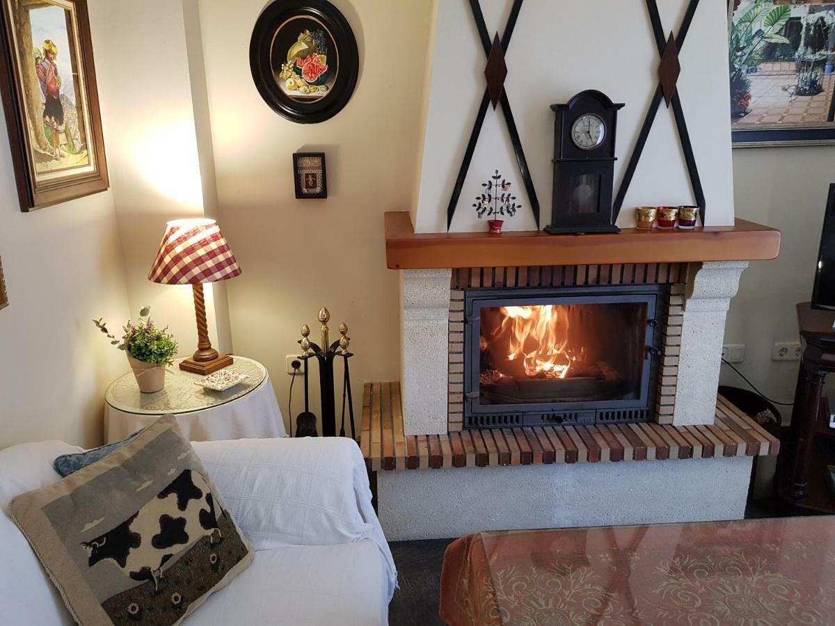 Villa Casa Encantadora Con Piscina Privada Y Chimenea Las Jaras Exterior foto